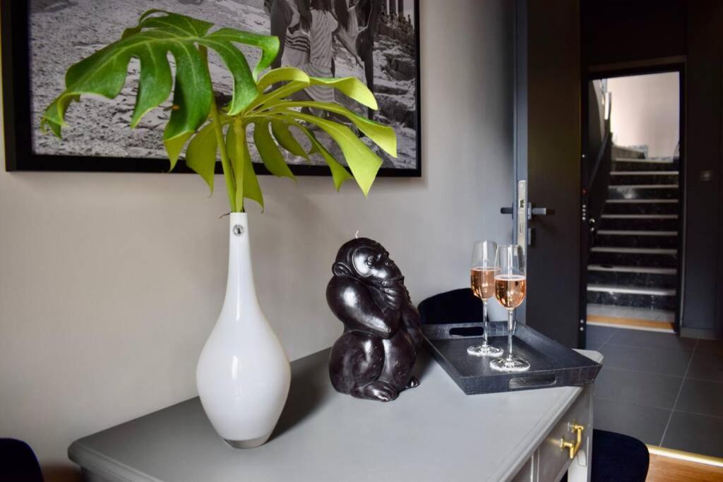 Ockto Luxurious Business Travel Apartment Атина Екстериор снимка